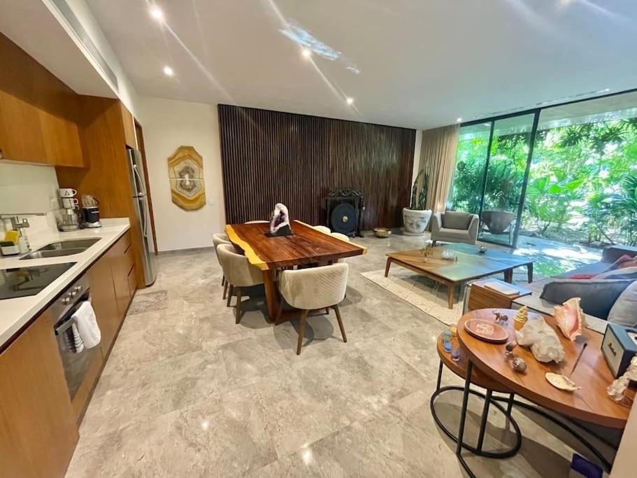 Zen & Lux - Mistiq Apartment *